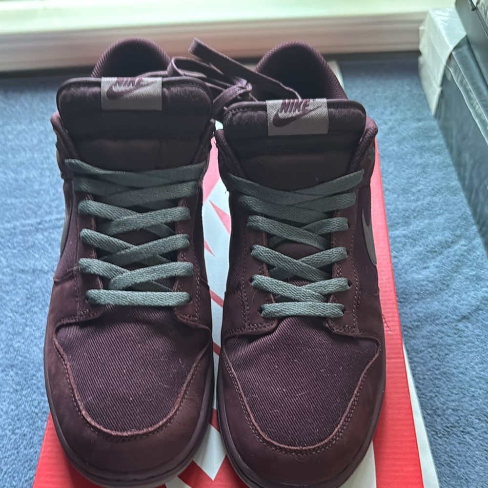 Pre Owned Nike Dunk Low PRM